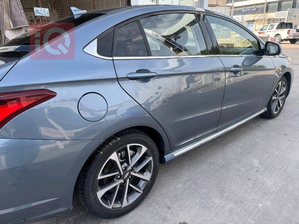 شيري أريزو 6